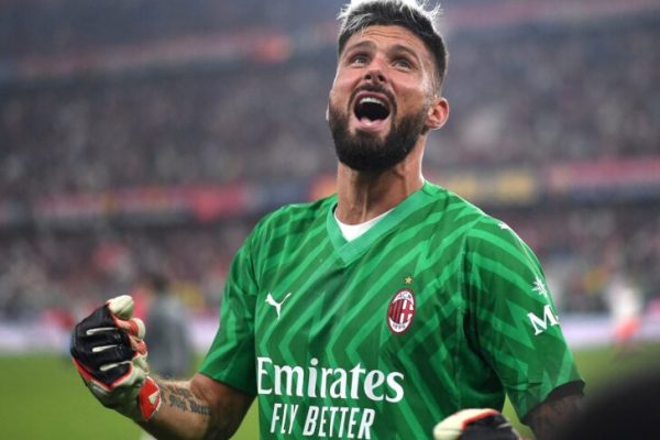 Milan fans flock to buy goalkeeper Giroud's shirt. It's gone in one day. Zlatan teases that he wants one too